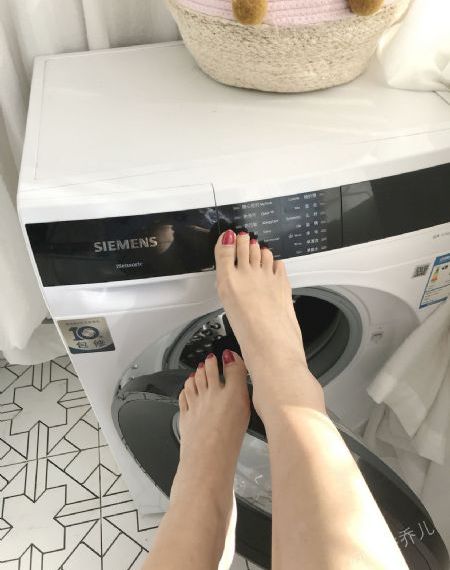 美女美腿性感少妇一级毛片免费看_超清在线观看视频