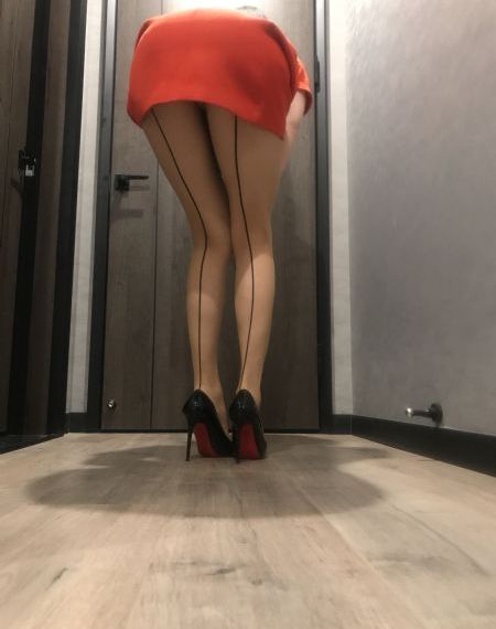 美女交配_BD英语完整版观看