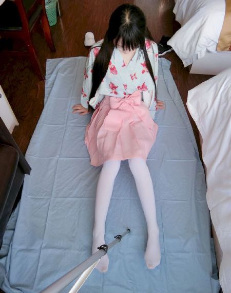 少妇特黄一区二区三区美国毛片_BD韩语电影在线看