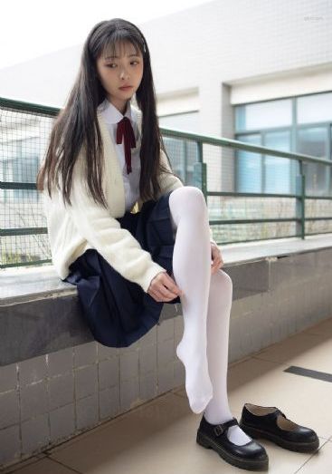 一个人看的www片在线高清中文_BD英语迅雷电影在线