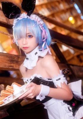 jizzjizz日本丰满熟少妇_BD在线手机播放