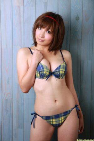 日韩亚洲一区在线_未删减完整版