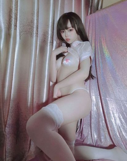 欧美三个奶波霸_午夜伦不卡高清在线观看